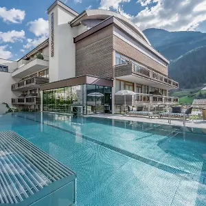 Bergland Design- Und Wellnesshotel Hotel